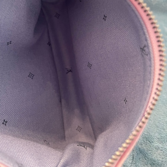 LOUIS VUITTON
Monogram Escale Mini Pochette Accessories Pastel - Picture 9 of 10